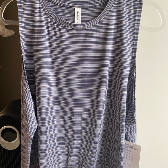 Athleta Women's Navy Striped Muscle Tee - Picture 5 of 6